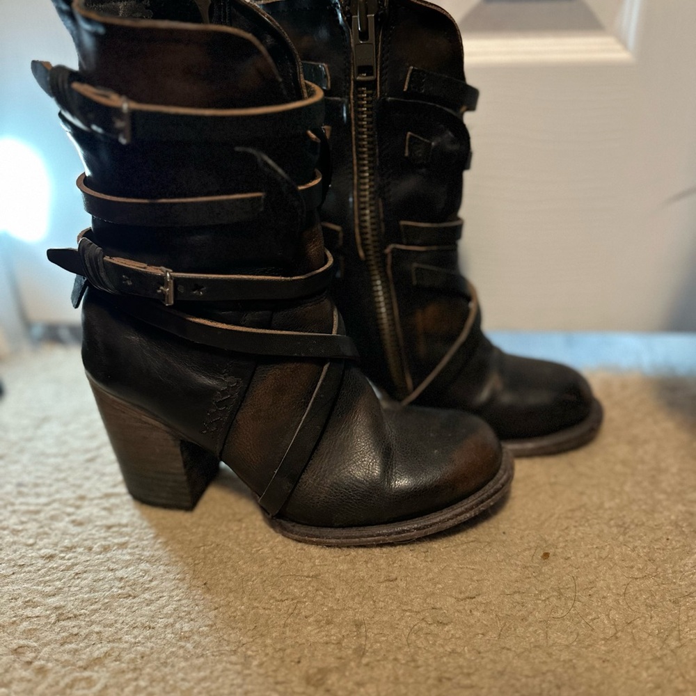 Freebird Baker Black Boots